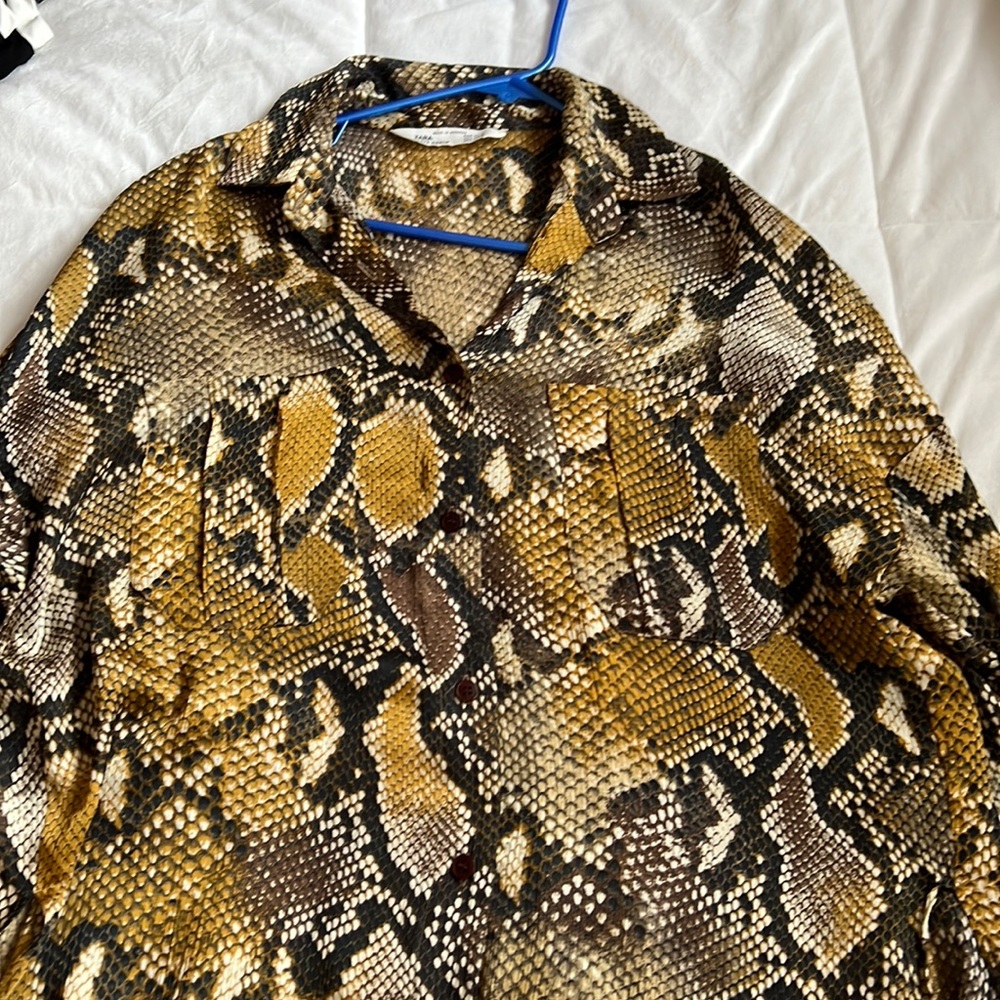 Zara snake print top